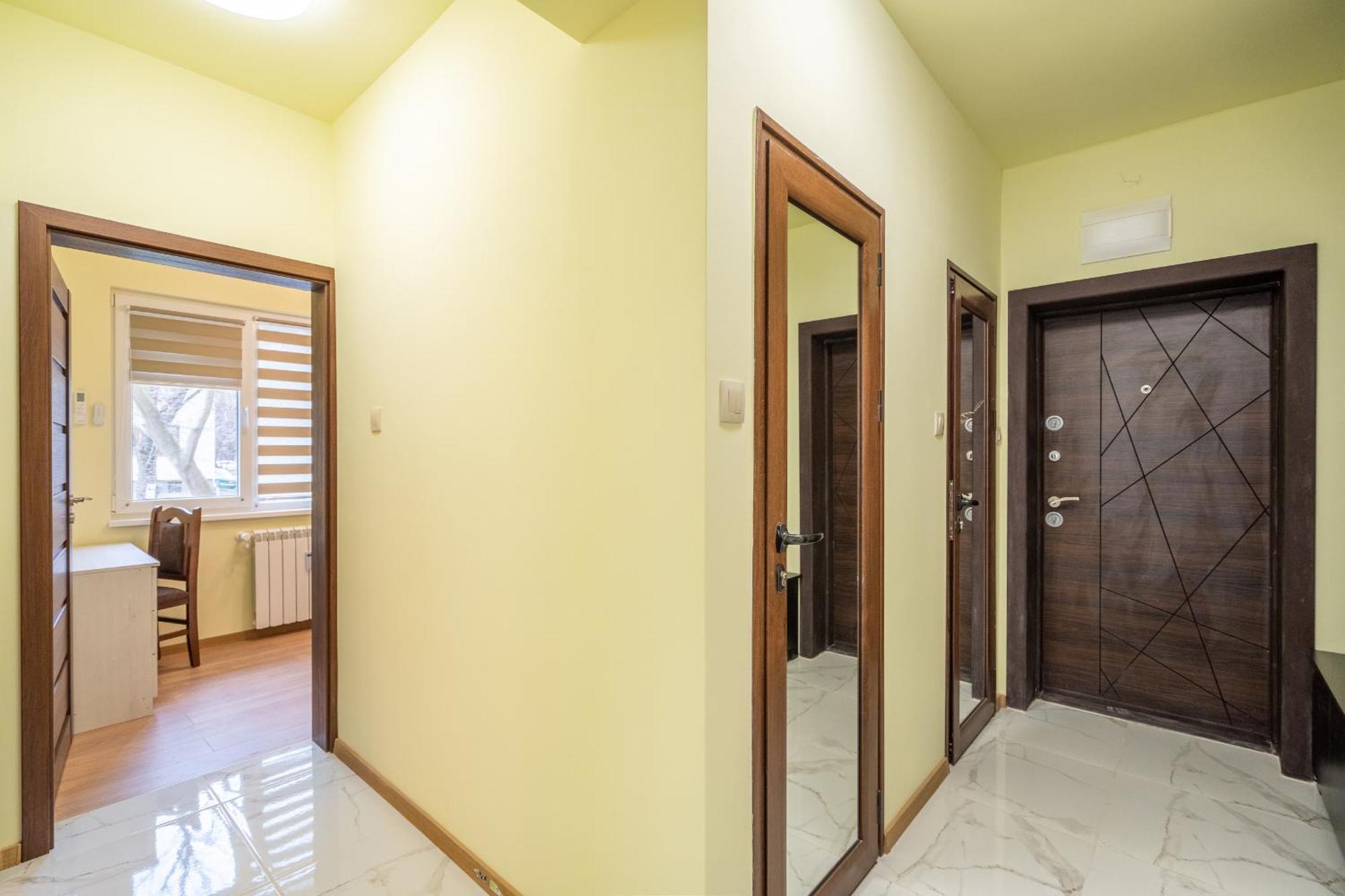 Top Location Central New & Spacious 3 Bdr Apt Medical Academy Sofia Bagian luar foto